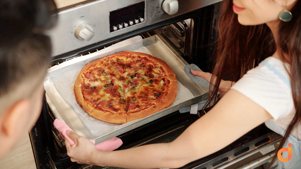 Dista Streamlines Foodtech Ventures' Cooking-on-the-go Business by Delivering Piping Hot Pizzas Fresh Out of the Oven